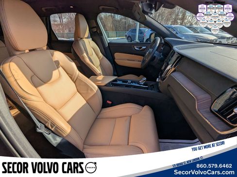 Certified 2023 Volvo XC60 B6 Ultimate w/ Protection Package Premier image 24