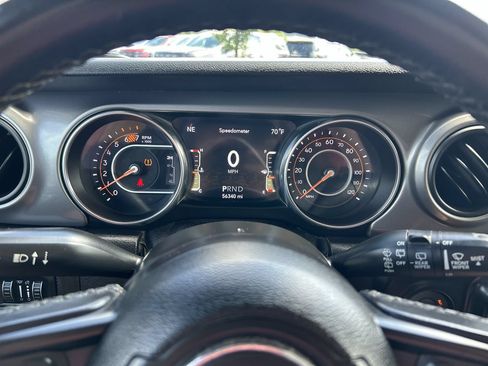 Used 2021 Jeep Wrangler Unlimited Sport AWD/4WD image 26