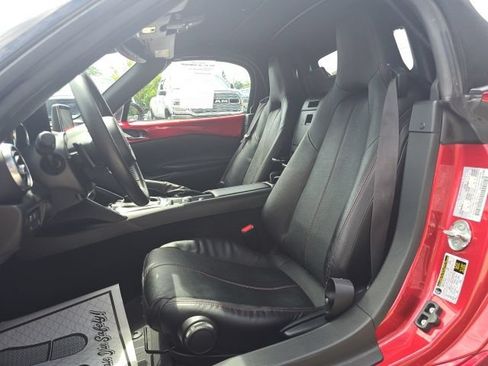 Used 2016 MAZDA MX-5 Miata Grand Touring RWD image 9