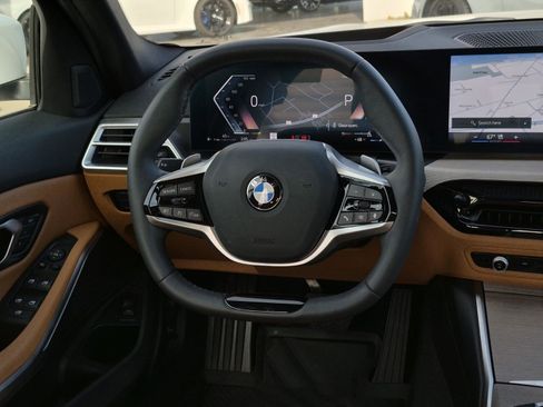 Certified 2025 BMW 330i Sedan w/ Premium Package image 31