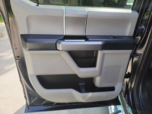 Used 2020 Ford F350 XLT w/ XLT Premium Package image 29