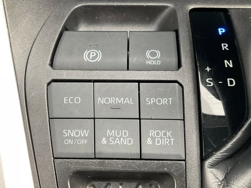 Used 2024 Toyota RAV4 XLE image 19