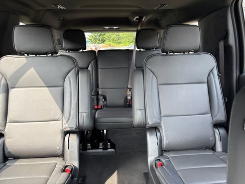 Used 2026 GMC Yukon XL Denali w/ Sun & Power Step Package AWD/4WD image 22