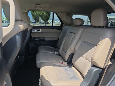 Used 2020 Ford Explorer Limited AWD/4WD image 16
