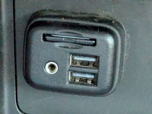 Used 2021 Chevrolet Colorado Z71 image 24