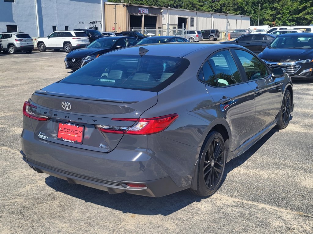 Used 2026 Toyota Camry SE FWD image 2