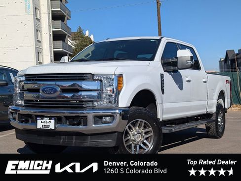Used 2017 Ford F350 Lariat image 1
