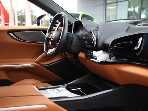 Used 2023 Ferrari Purosangue image 50