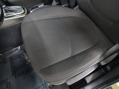 Used 2013 Kia Soul + image 10