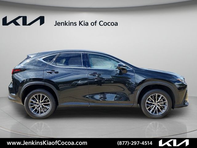 Used 2025 Lexus NX 350 AWD w/ Accessory Package (2T) image 3