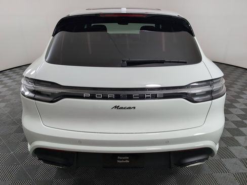 Used 2025 Porsche Macan image 7
