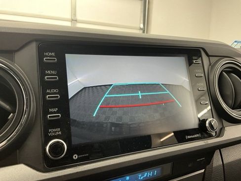 Used 2023 Toyota Tacoma TRD Sport image 5