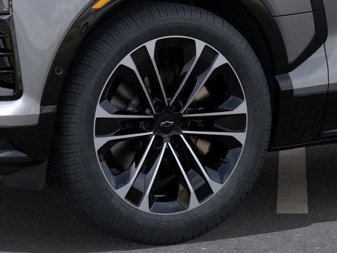 New 2026 Chevrolet Blazer EV SS image 9