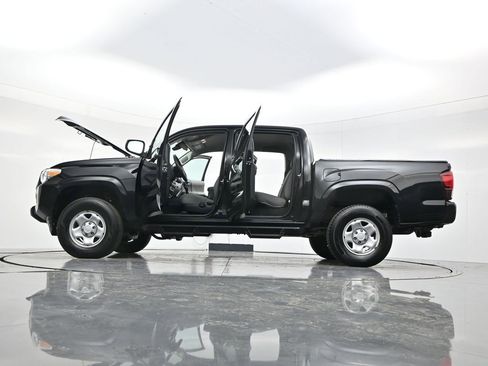 Used 2022 Toyota Tacoma SR AWD/4WD image 56
