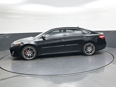 Used 2015 Toyota Avalon Limited image 9