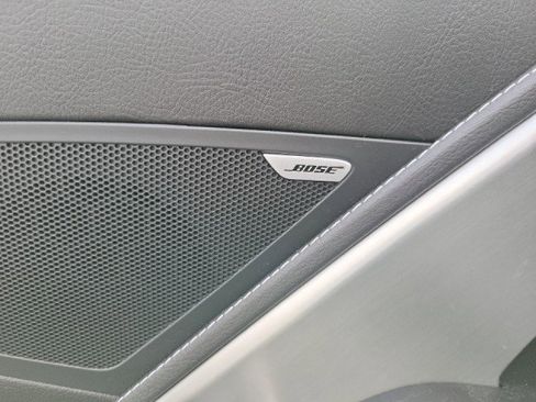 Used 2019 Chevrolet Corvette Stingray Coupe w/ 1LT image 13