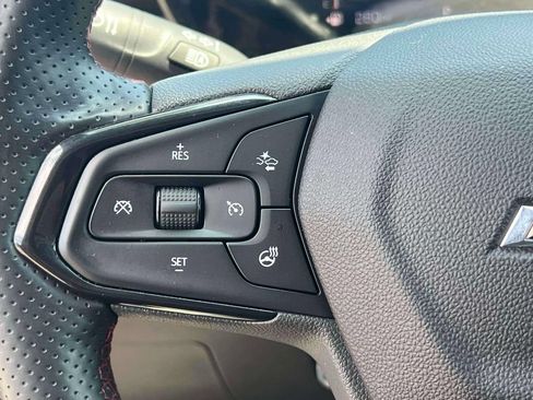 Used 2024 Chevrolet Trax RS w/ Driver Confidence Package FWD image 22