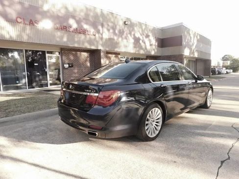 Used 2012 BMW 750Li xDrive image 2