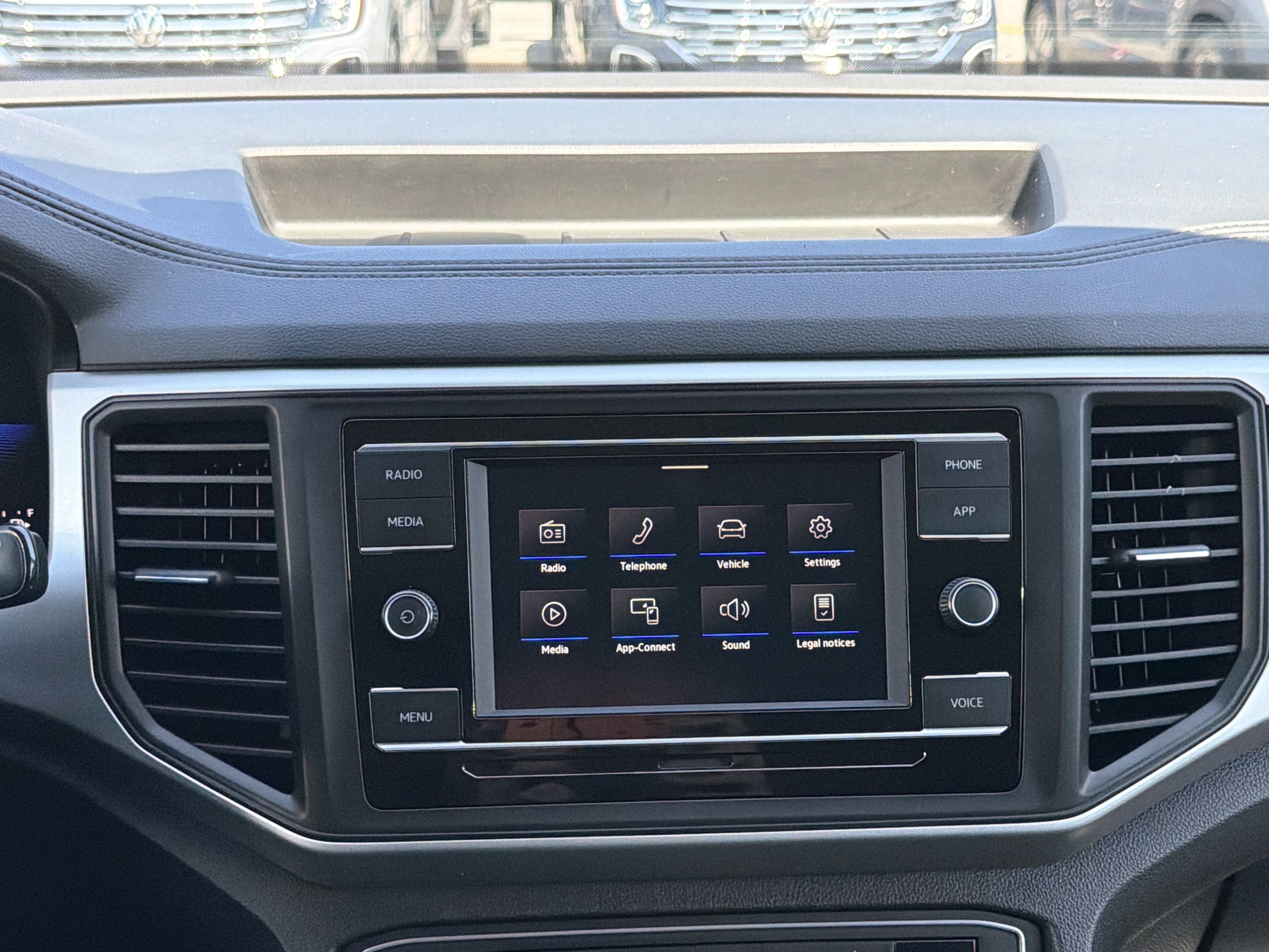 Used 2022 Volkswagen Atlas SE AWD/4WD image 17