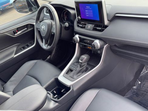Certified 2025 Toyota RAV4 XLE Premium image 12