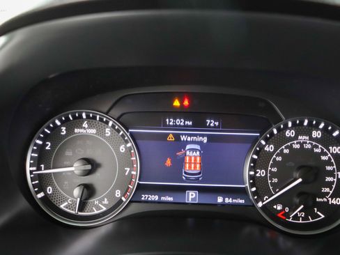 Used 2024 Nissan Armada SL RWD image 16