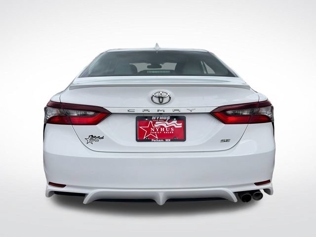 Used 2023 Toyota Camry SE FWD image 5