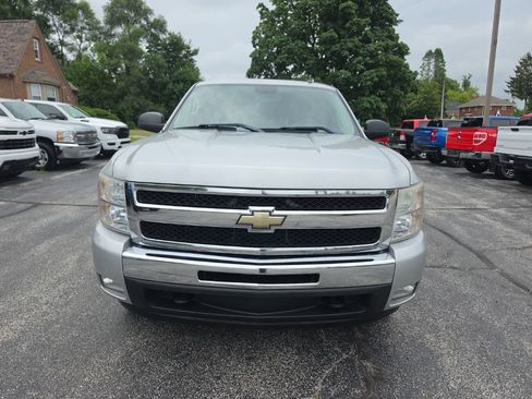 Used 2011 Chevrolet Silverado 1500 LT w/ All-Star Edition AWD/4WD image 2
