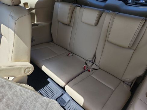 Used 2018 Toyota Highlander Limited Platinum AWD/4WD image 15