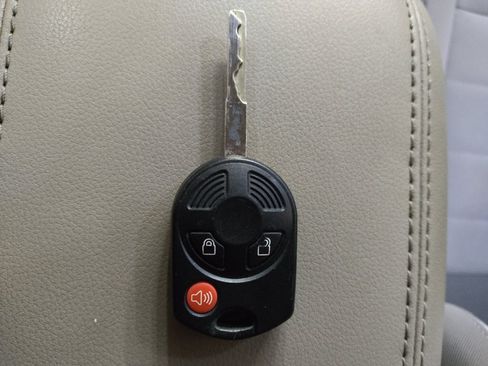 Used 2014 Ford Escape SE FWD image 32