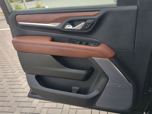 Used 2023 GMC Yukon Denali Ultimate w/ LPO, Floor Liner Package image 32