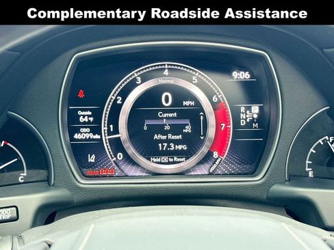 Used 2022 Lexus LS 500 w/ Interior Upgrade Package image 3