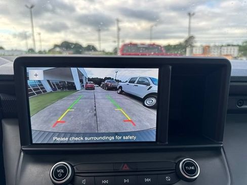Used 2022 Ford Maverick XL FWD image 18