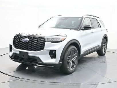 New 2026 Ford Explorer ST-Line w/ ST-Line Street Pack