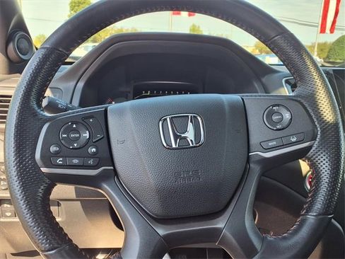 Used 2023 Honda Passport TrailSport image 28