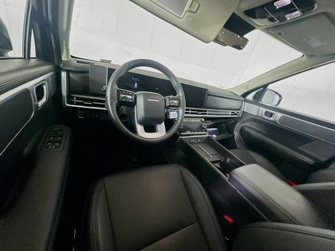 Used 2025 Hyundai Santa Fe SEL image 18