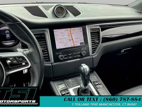 Used 2017 Porsche Macan S AWD/4WD image 6