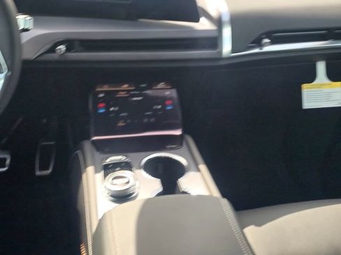 New 2027 Cadillac Vistiq Luxury AWD/4WD image 19
