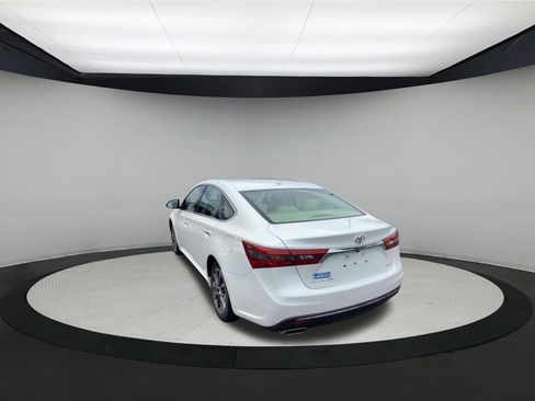 Used 2016 Toyota Avalon XLE FWD image 6