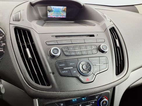 Used 2018 Ford Escape SE image 23