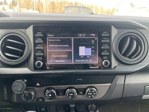 Used 2022 Toyota Tacoma SR image 6