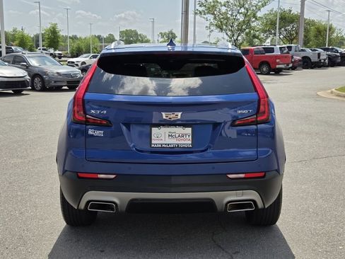 Used 2023 Cadillac XT4 Premium Luxury FWD image 4