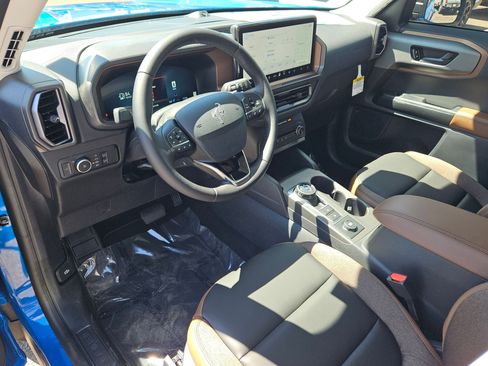 New 2025 Ford Bronco Sport Outer Banks w/ Outer Banks Tech Package+ image 8