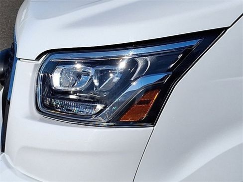 Used 2023 Ford Transit 350 XLT image 26