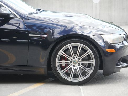 Used 2011 BMW M3 Convertible RWD image 23