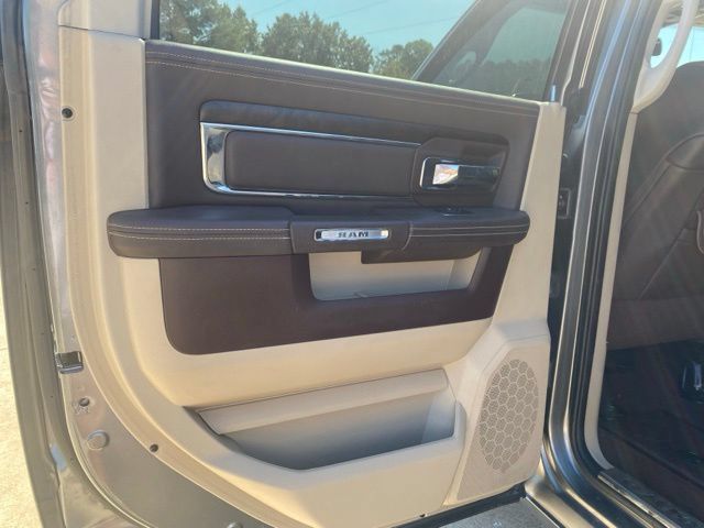 Used 2013 RAM 1500 Laramie Longhorn w/ Convenience Group AWD/4WD image 18