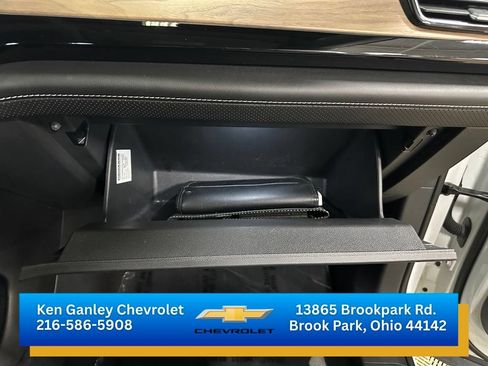 Used 2024 Volkswagen Atlas SE FWD image 27