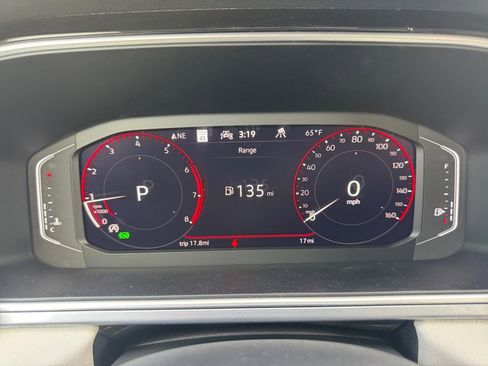 New 2026 Volkswagen Taos SEL image 11