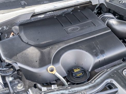 Certified 2025 Land Rover Discovery Sport S image 32