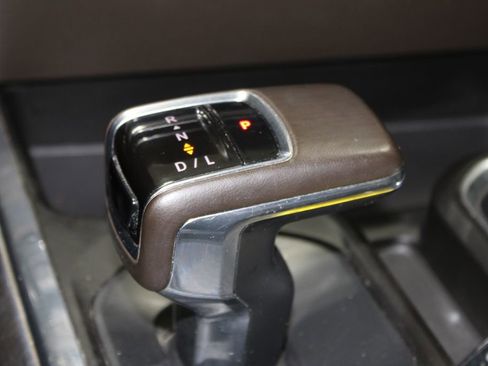 Used 2023 Chevrolet Silverado 1500 LTZ AWD/4WD image 53