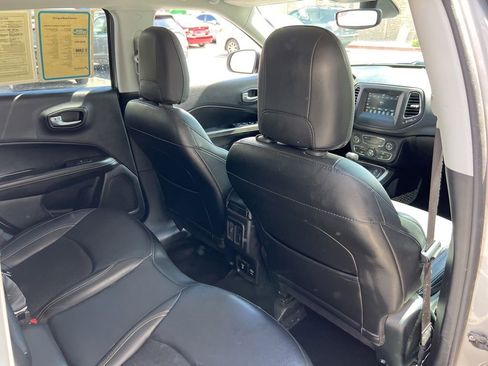 Used 2019 Jeep Compass Latitude w/ Cold Weather Group AWD/4WD image 25
